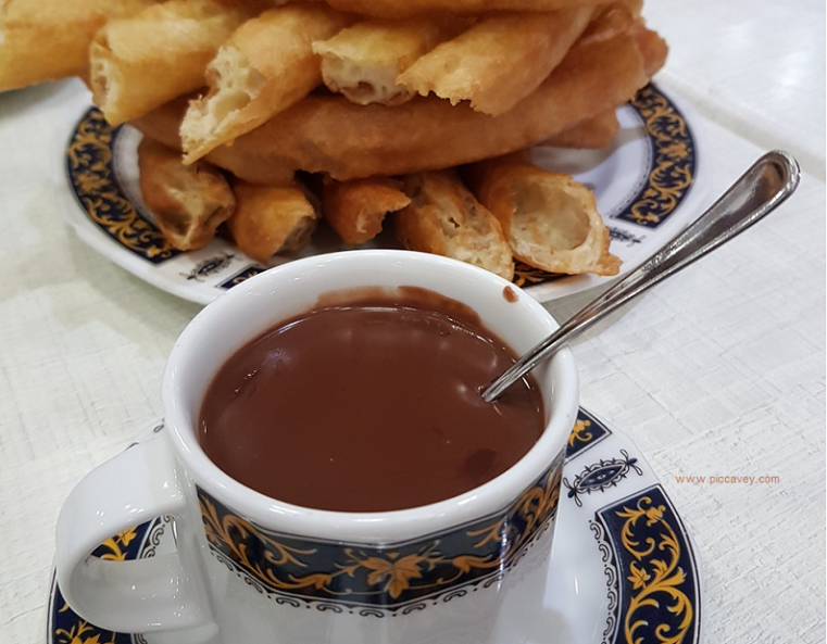 Chocolate Churros in Spain by piccavey