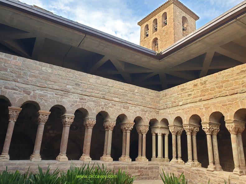 L´Estany Monastery Paisajes Barcelona