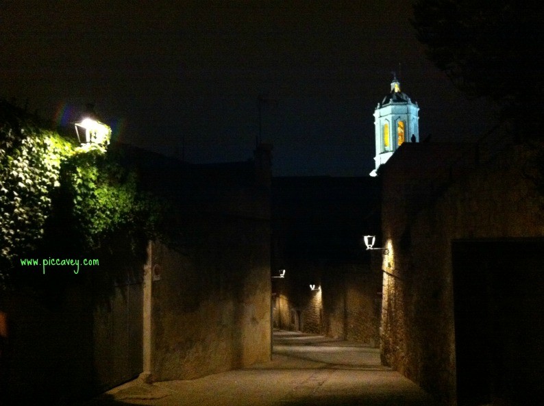 Nightime in Girona