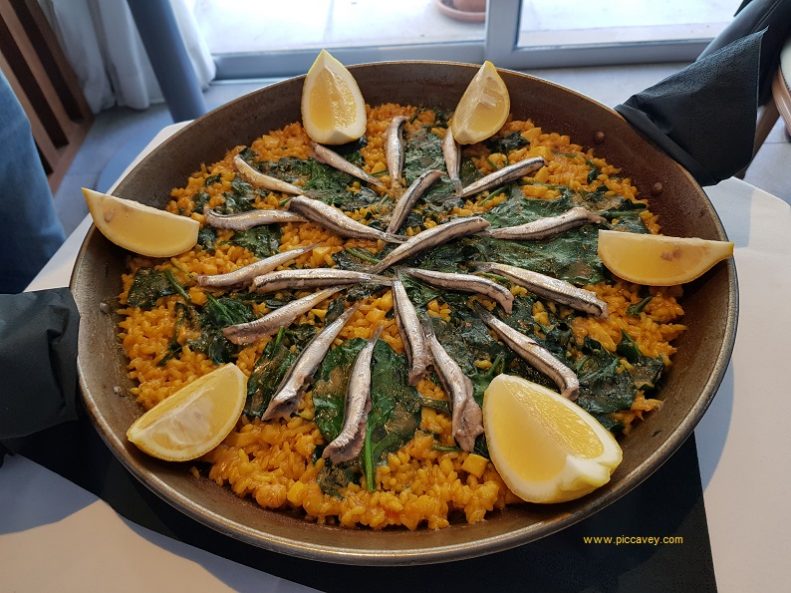 Paella in Spain - A Guide to Eating Spanish Rice