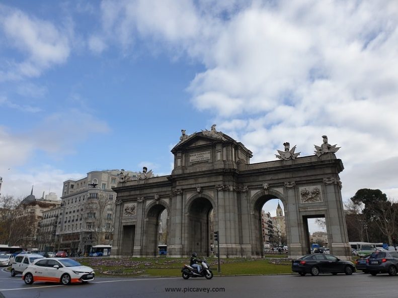 Puerta de Alcala Madrid Spain¡