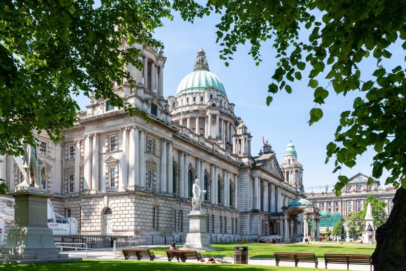 Top UK Destinations Belfast by Dimitry on Unsplash